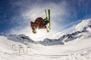 开云体育中国-德甲争冠白热化，广厦队强势击溃鹈鹕显实力