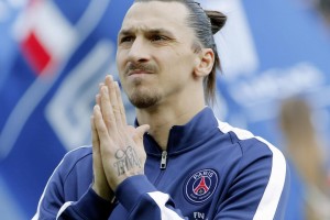 开云体育在线-赛道是他的教堂，引擎是他的唱诗班，F1街道赛之夜，托尼存在感拉满